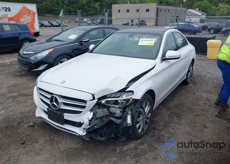 2015 Mercedes-Benz C 300 4Matic/Luxury 4Matic/Sport 4Matic from USA, damaged, VIN 55SWF4KB1FU025139